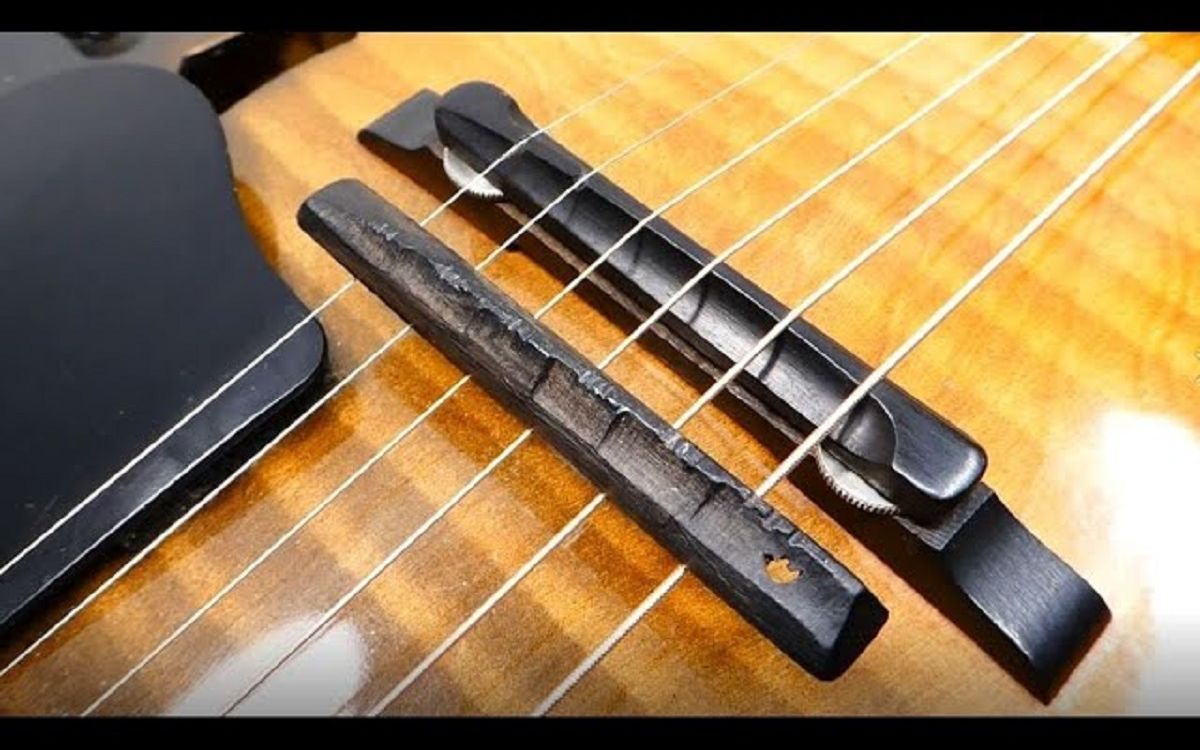 老外更换吉他下弦枕全过程——三把不同时代的吉他