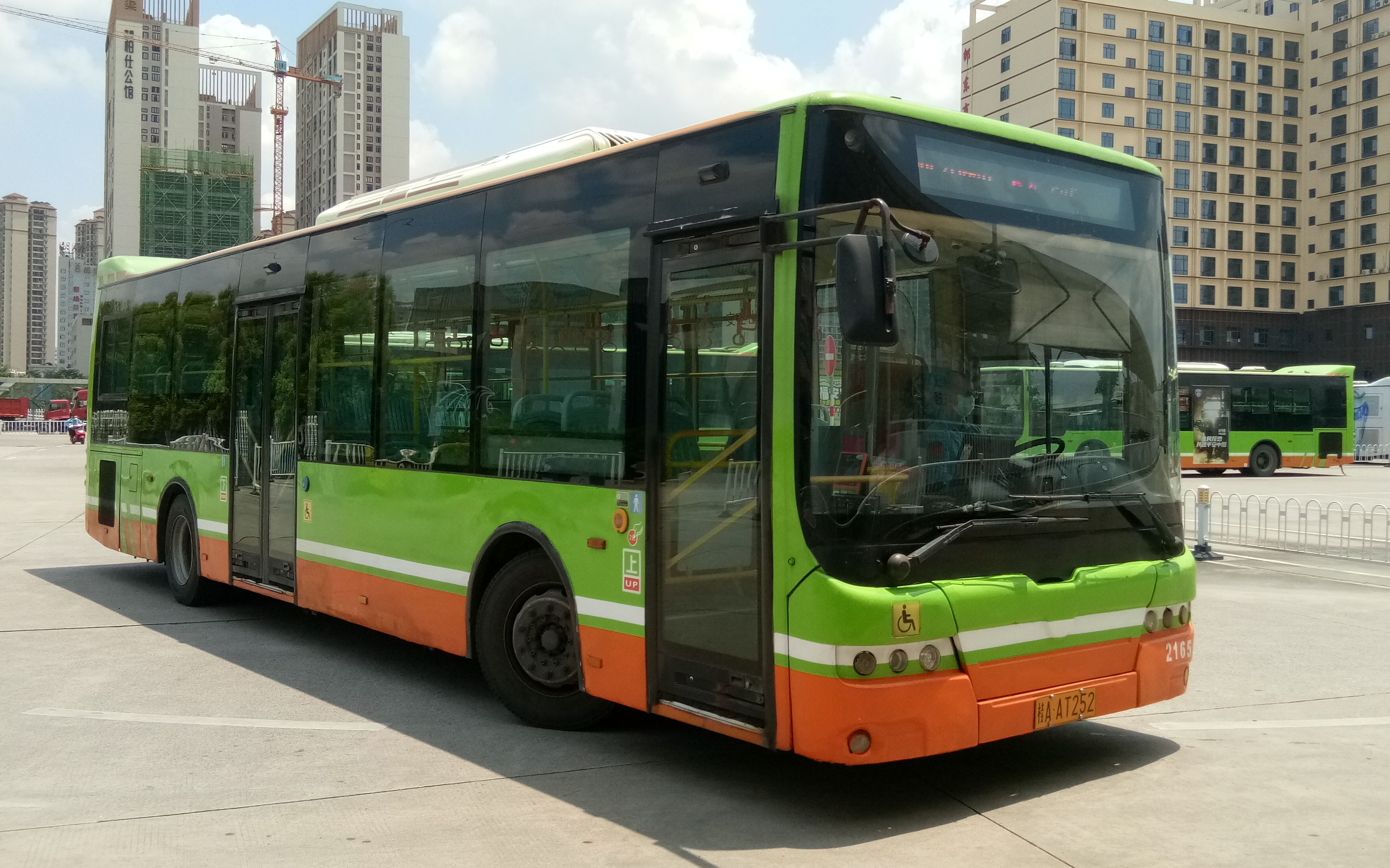 【封面非乘坐此车型】南宁邕城公交54路 前座前方全程pov(西乡塘站