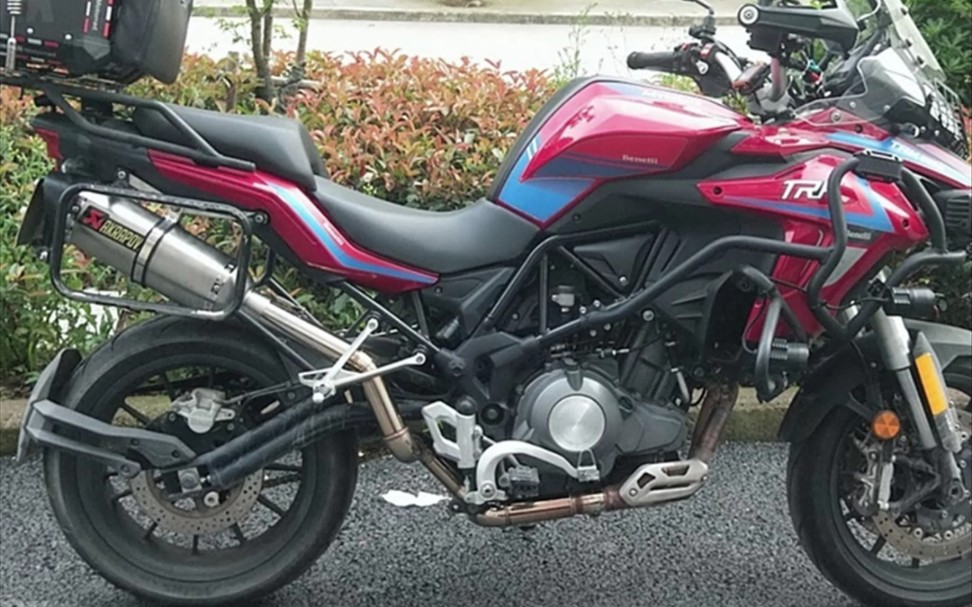 贝纳利金鹏502 502x升级改装天蝎尾段排气