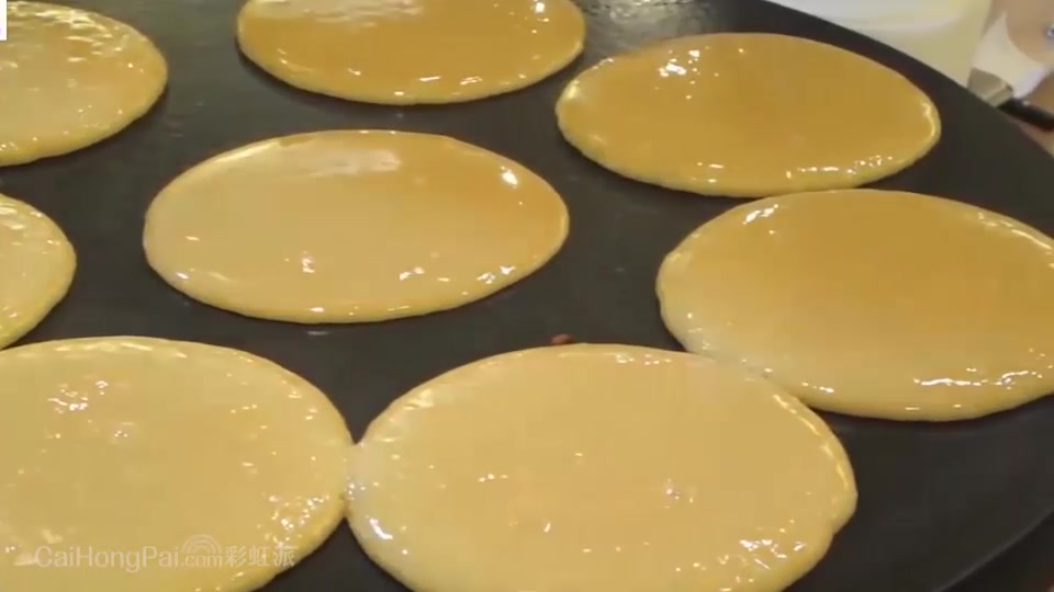 彩虹派日本街头小吃06铜锣烧dorayaki实拍哔哩哔哩bilibili