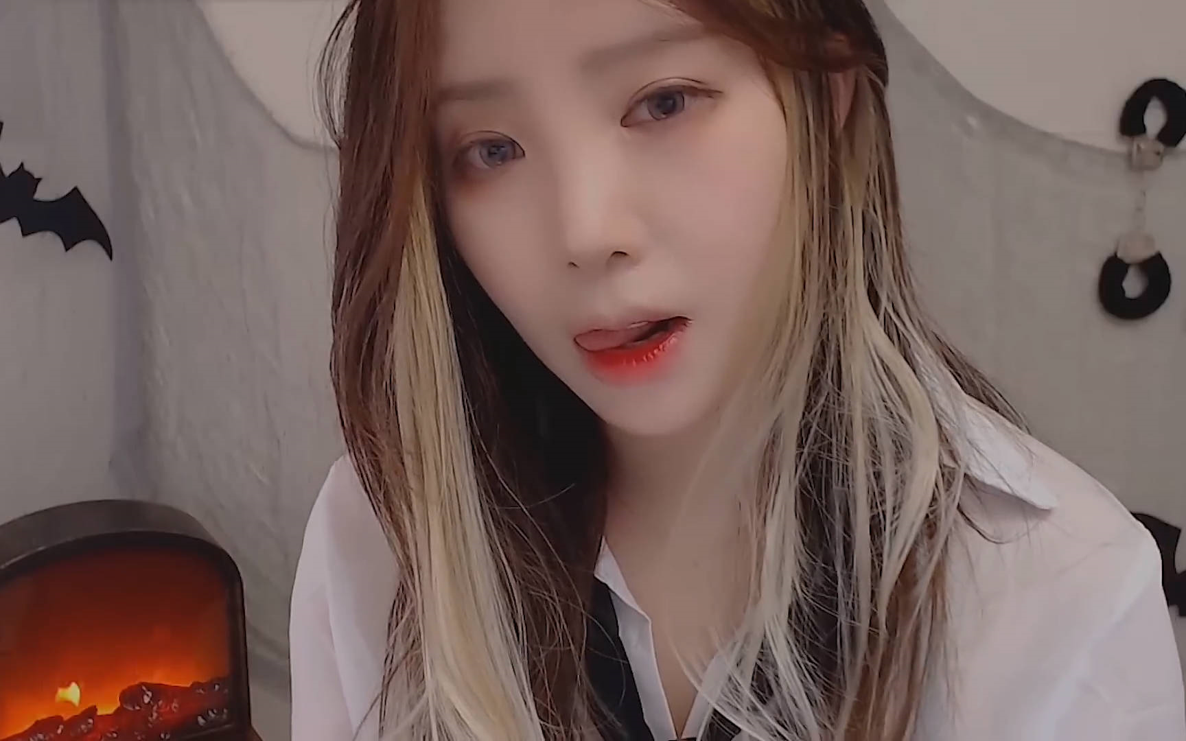 yoon ying小姐姐哄男(女)朋友睡觉 摸摸头发 捏捏脸 大量轻语 触发音