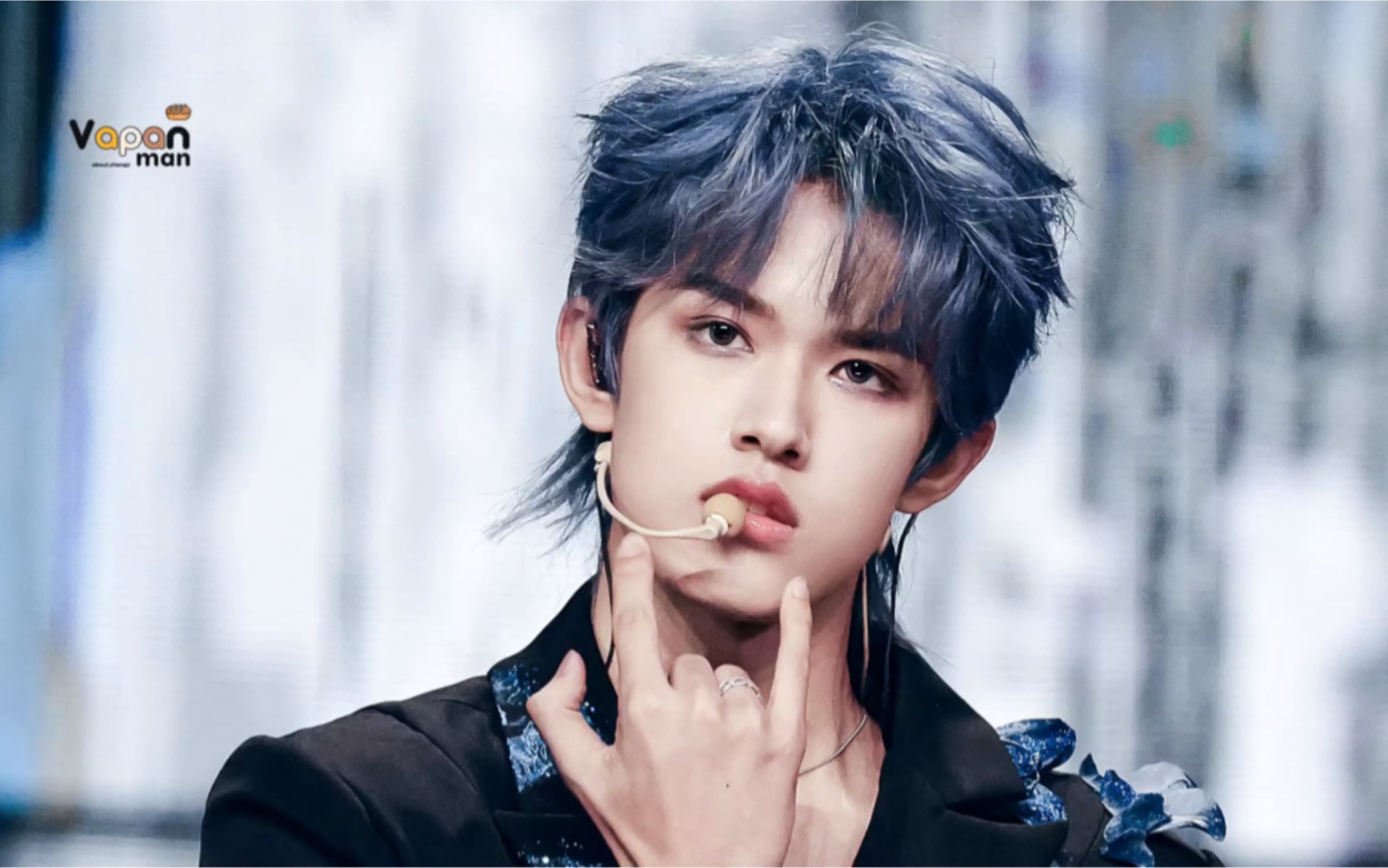 【张极】哇塞!哪里来的帅气小男孩!