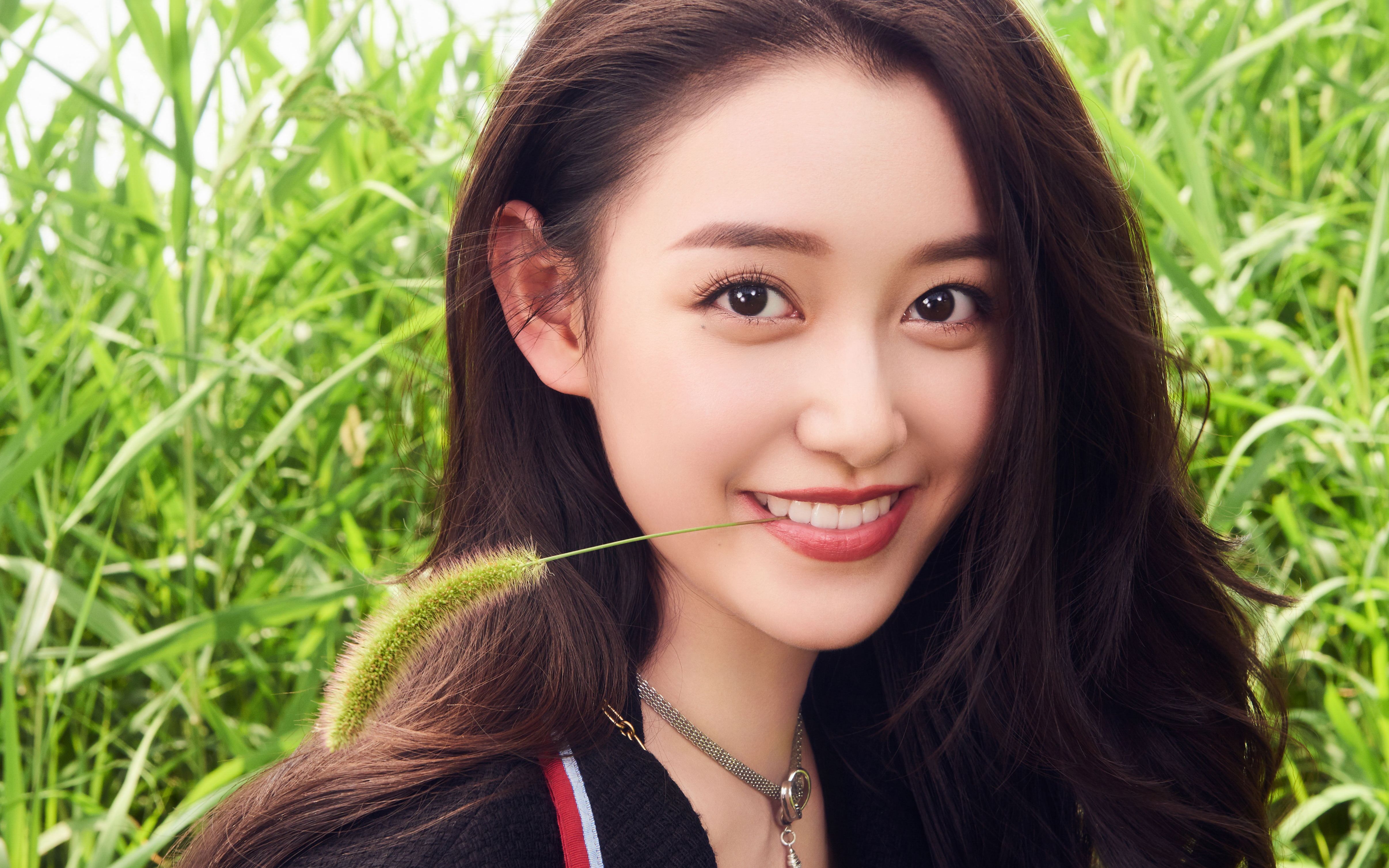 第六十四期红秀grazia王牌街拍 蒋依依 夏日美少女