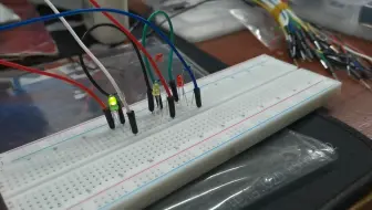 利用arduino制作流水灯