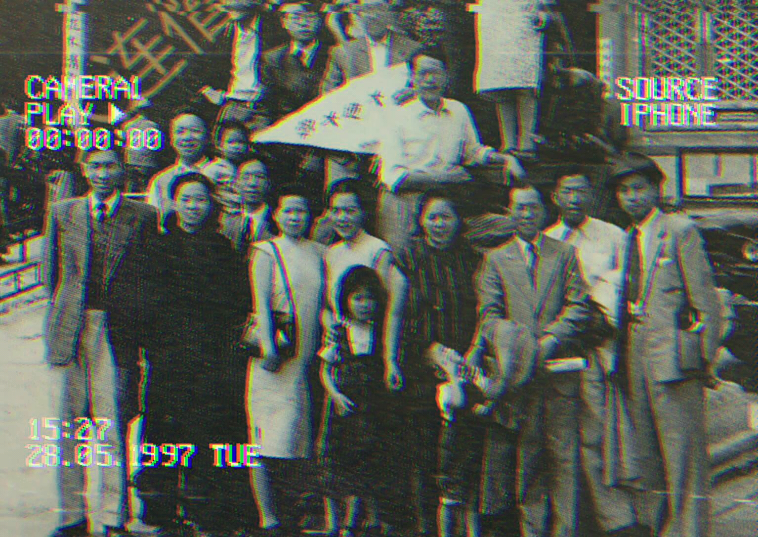 大连大学最早可追溯到1949年成立的大连大学,在合并建校获得重生后,在大黑山下历经近30年风雨,30年来连大人奋进的精神从来没变过哔哩哔哩bilibili