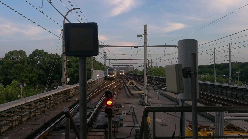 蚕宝宝904进佘山站