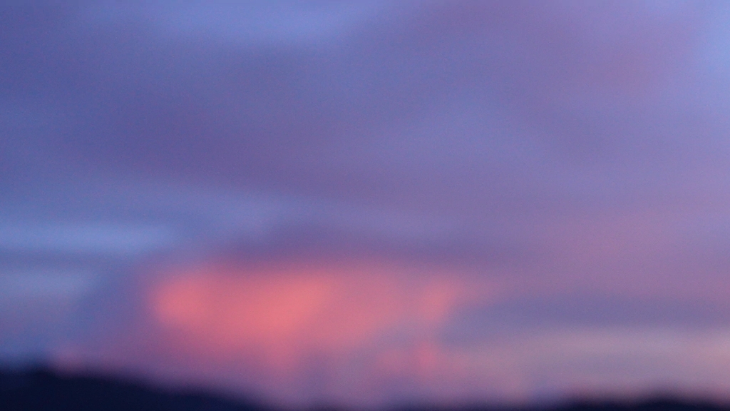 巴达山的晚霞与炊烟,是我喜欢的人间啊.