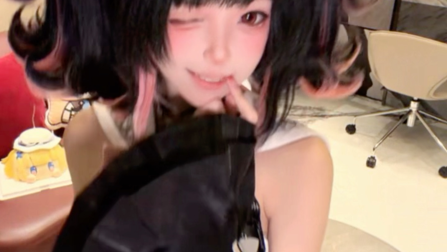 wink