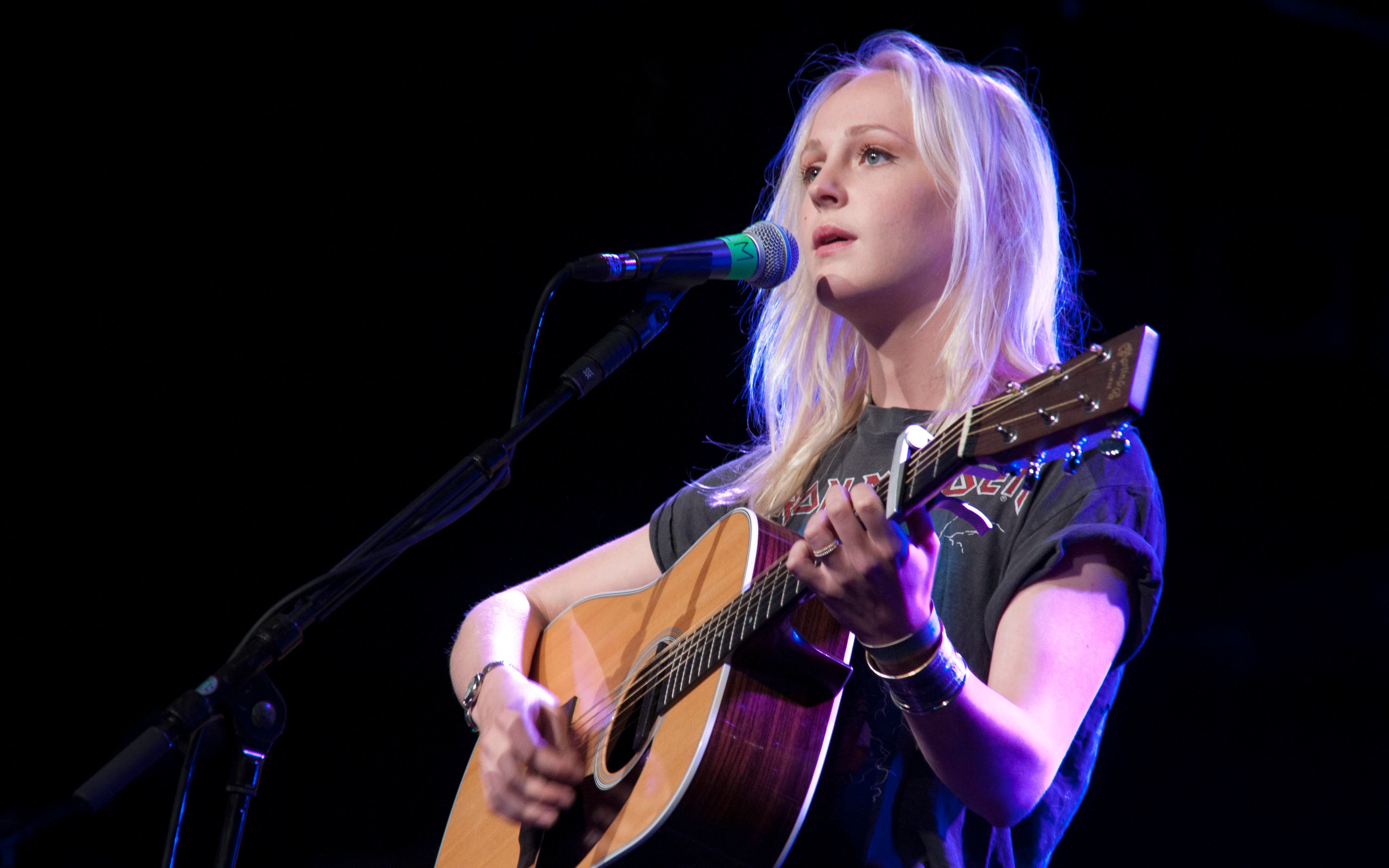 英国民谣摇滚音乐人 laura marling 现场合集