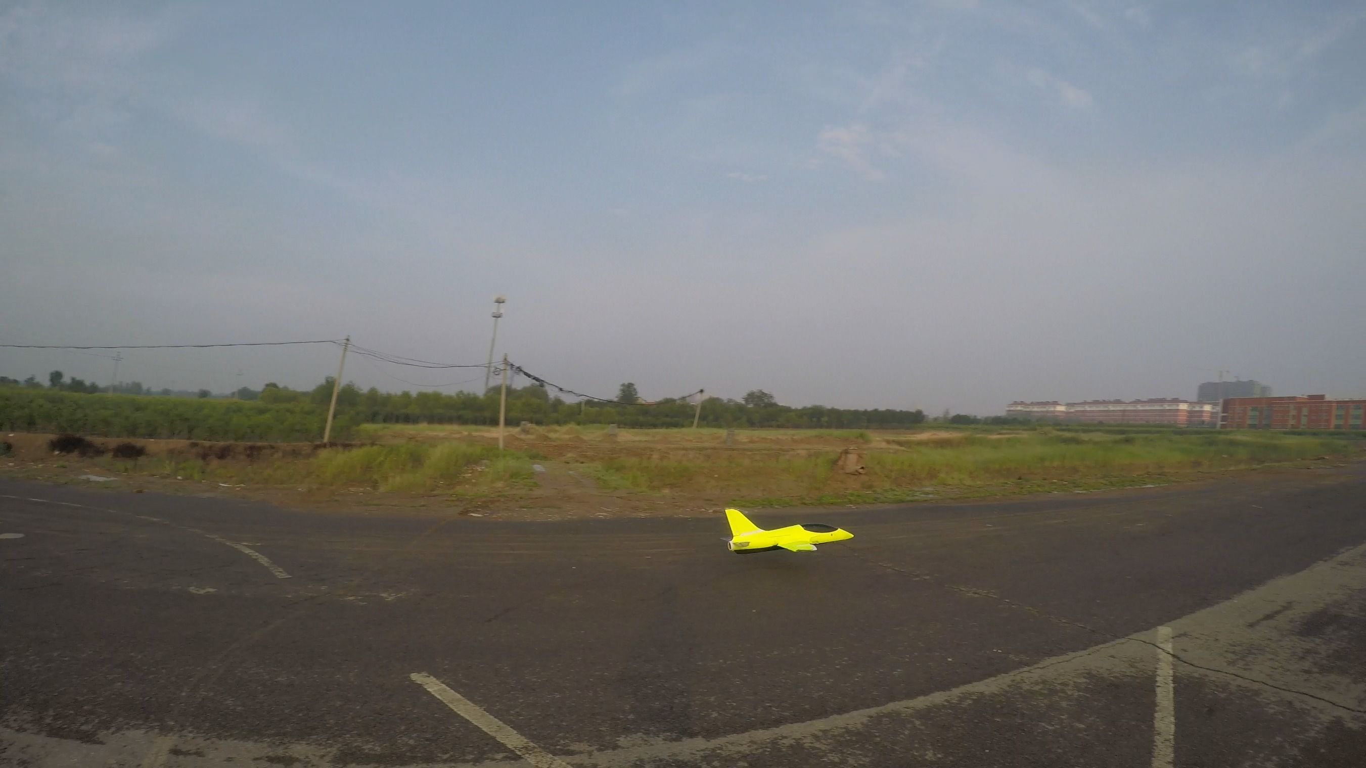 2019年7月11日飞艾尔飞6公斤白板自喷漆涡喷阿凡提