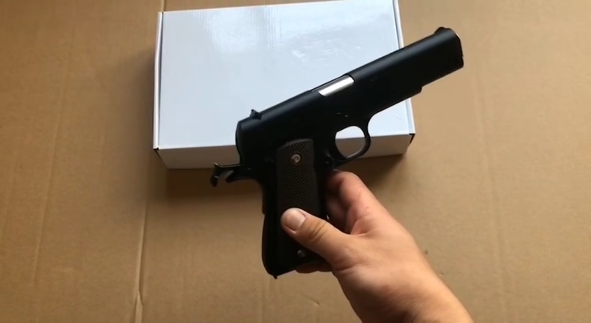 出道即巅峰的白盒1911玩具,为什么那么多人喜欢