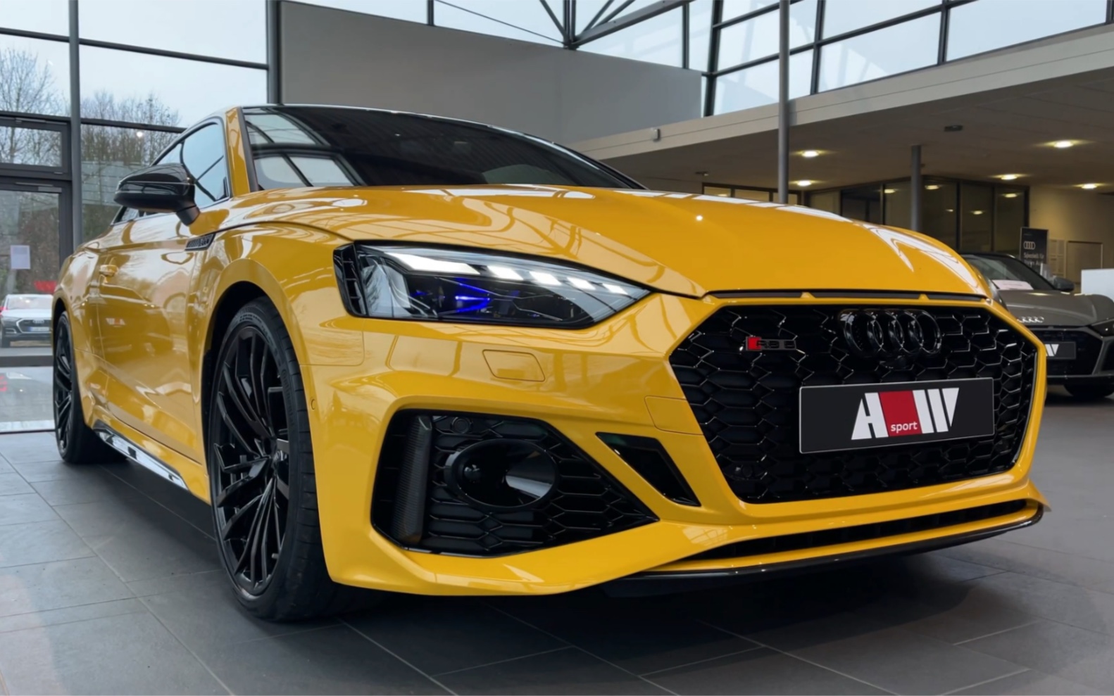 美丽的2022奥迪rs5轿跑车-详细信息_哔哩哔哩_bilibili