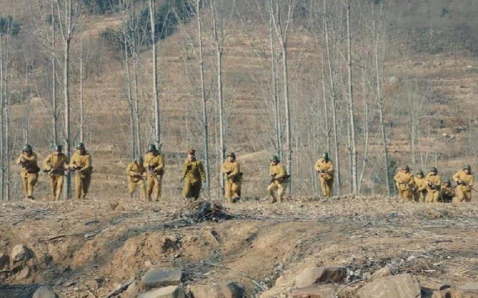 [图]绝地：鬼子山沟里伏击八路军，哪知八路军就在他身后，血洗鬼子