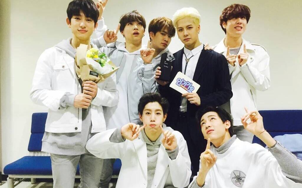 got7综艺再现刀群舞,jyp老板一脸骄傲,不愧是顶级男团啊!