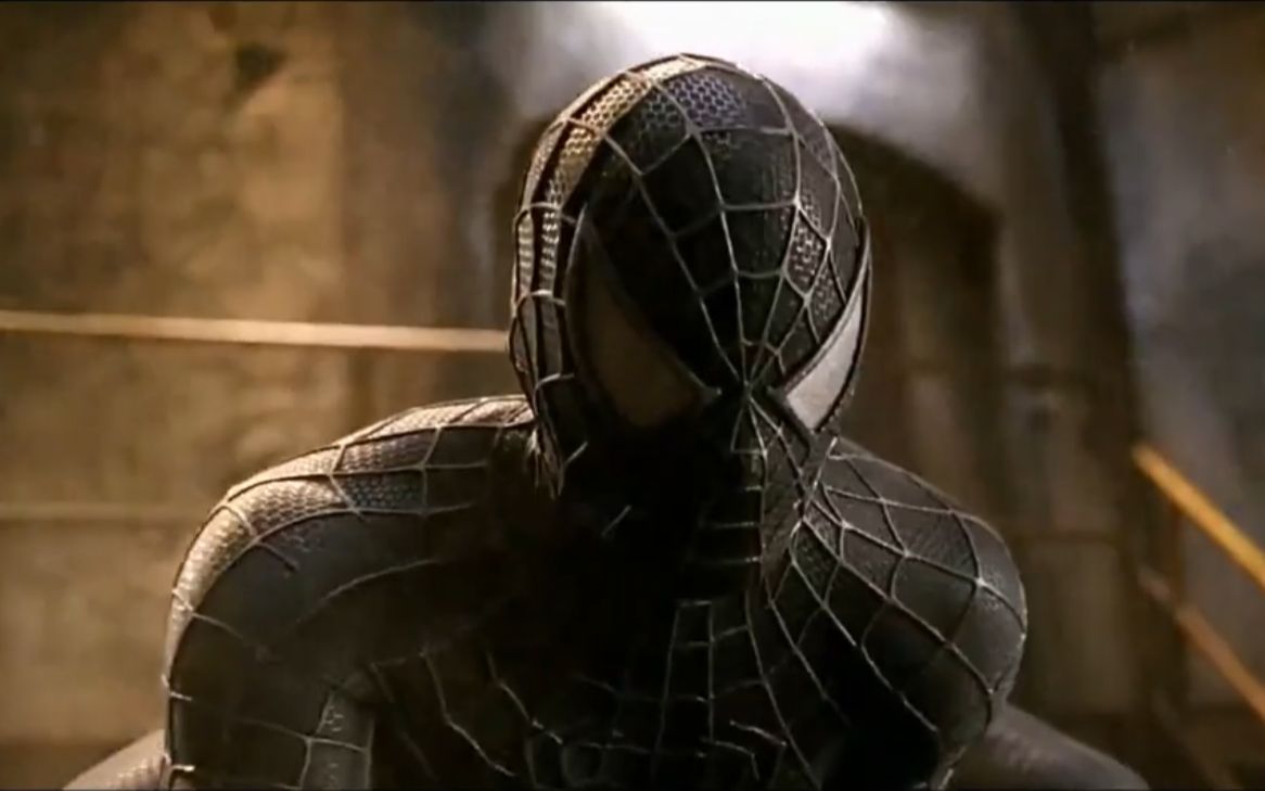 彼得·帕克被毒液附身变成黑色蜘蛛侠,不得不说黑色蜘蛛侠挺酷的