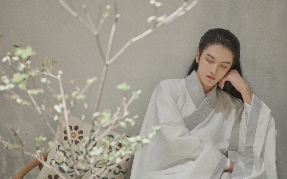 【灵超】古装变装,恍若仙子(*6328636329)阿伟死了!