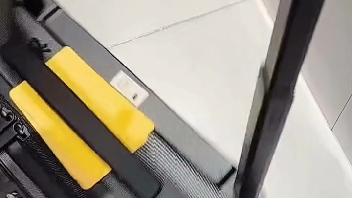 地平线8号LEVEL81行李箱密码拉杆箱男女托运大容量万向轮学生旅行者PC箱