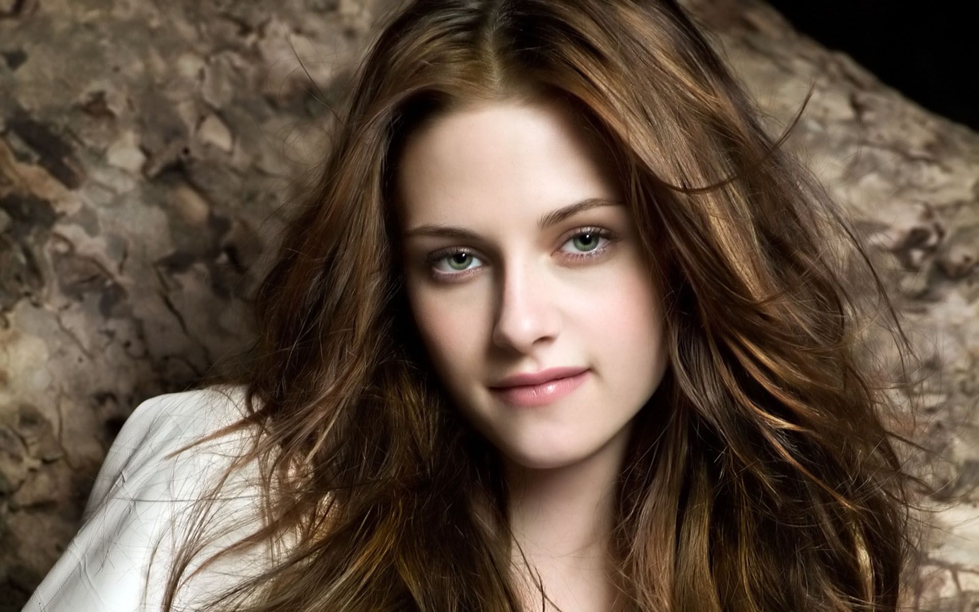 【新样】克里斯汀·斯图尔特制作chanel的gabrielle包的运动片