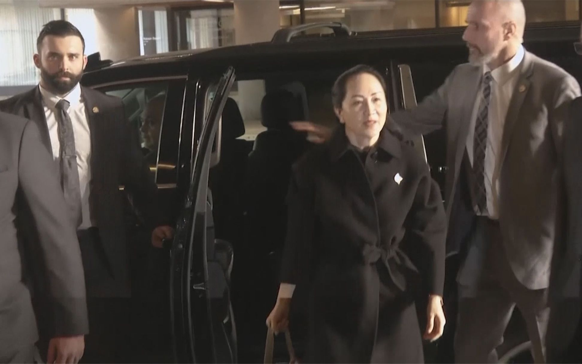 逮捕孟晚舟前 加拿大国安部门评估将引发“全球性震荡波”_哔哩哔哩_bilibili