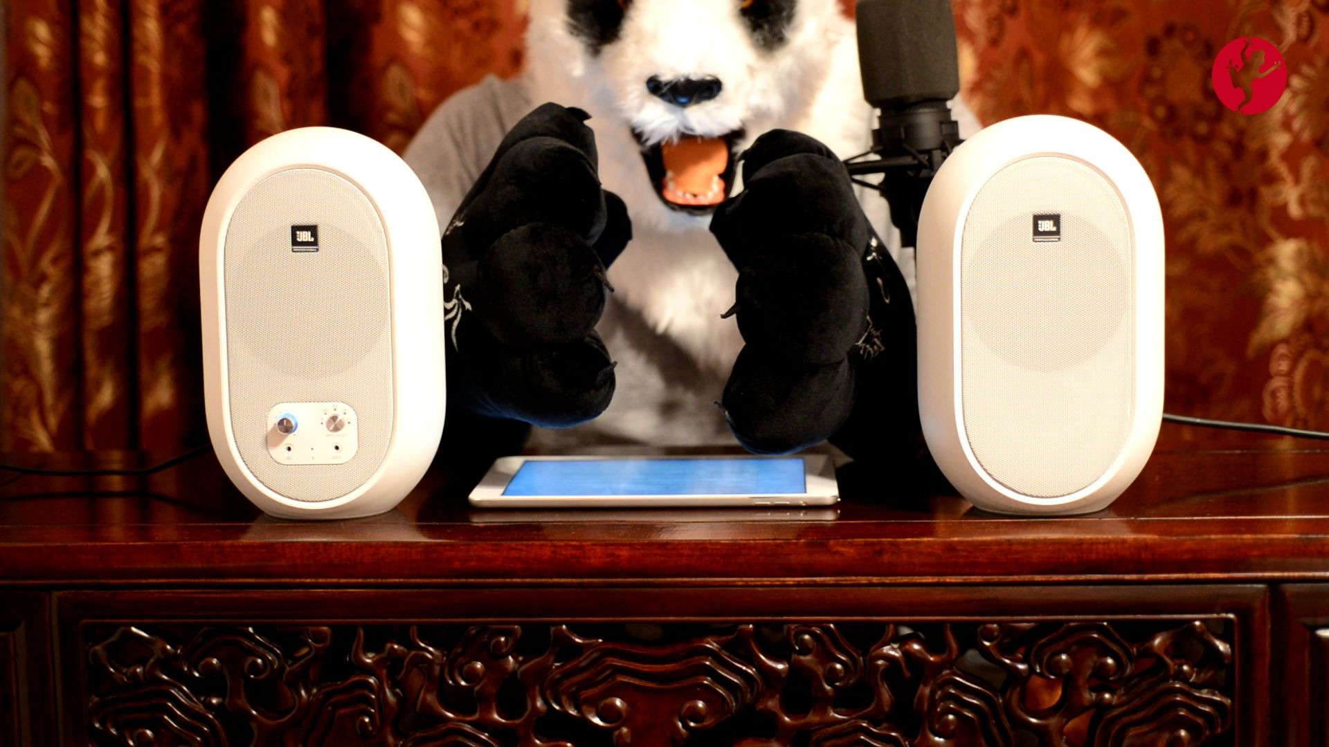 活动作品漂亮儿jbl104bt全方位360度评测