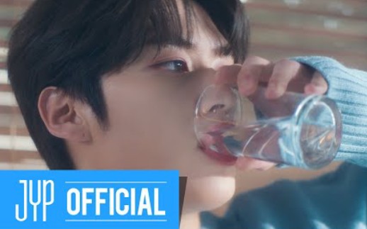 抒情少年风!Stray Kids《疯子(Ex)》MV公开!哔哩哔哩bilibili