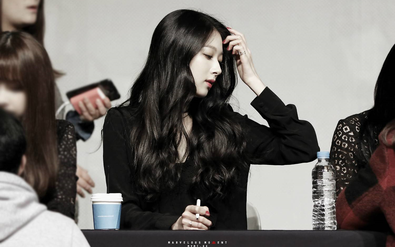 nine muses 鏈存晱鑽 fansign 鐩存媿