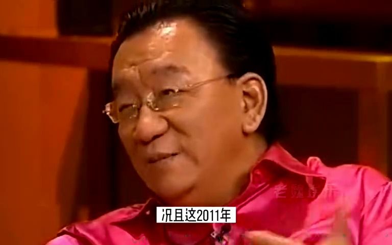 自媒体给侯耀华正名:侯耀华正直且大度,安娜金实则是郭德纲派遣哔哩哔哩bilibili