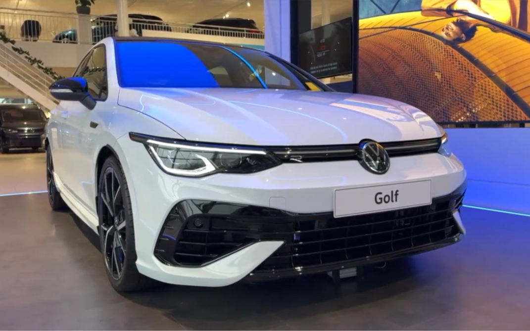 2024款大众高尔夫8 r |高尔夫要帅起来,也就没思域什么事了!