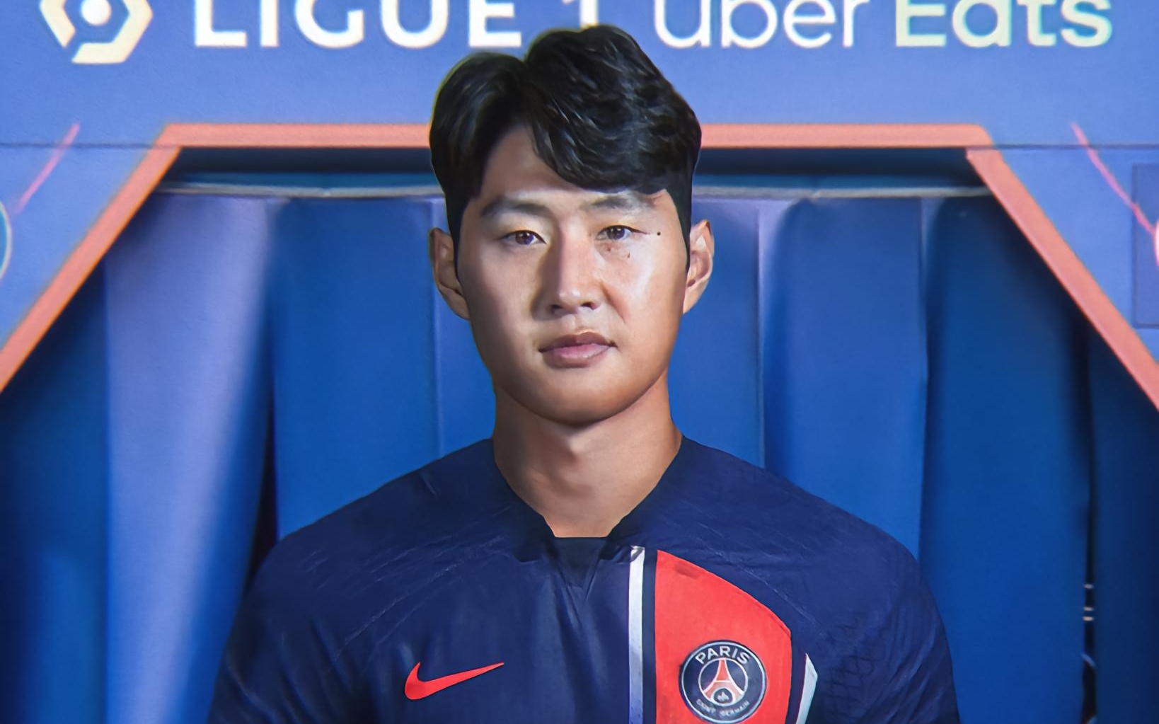 官方:巴黎签下韩国国脚李刚仁,据悉转会费2200万欧.