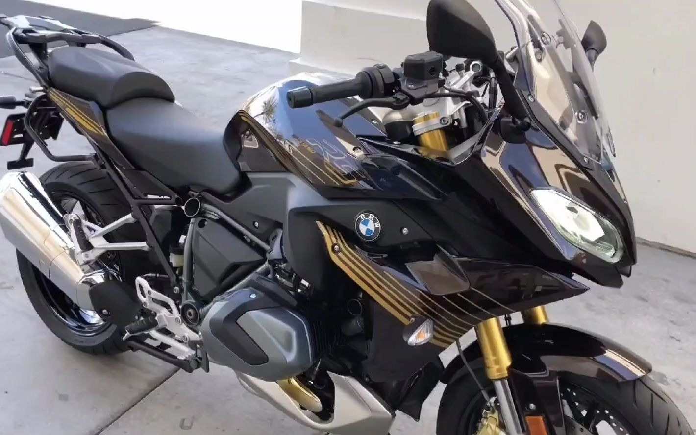 2020 bmw r1250rs