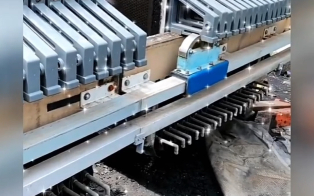 板框压滤机卸泥饼零排放环保