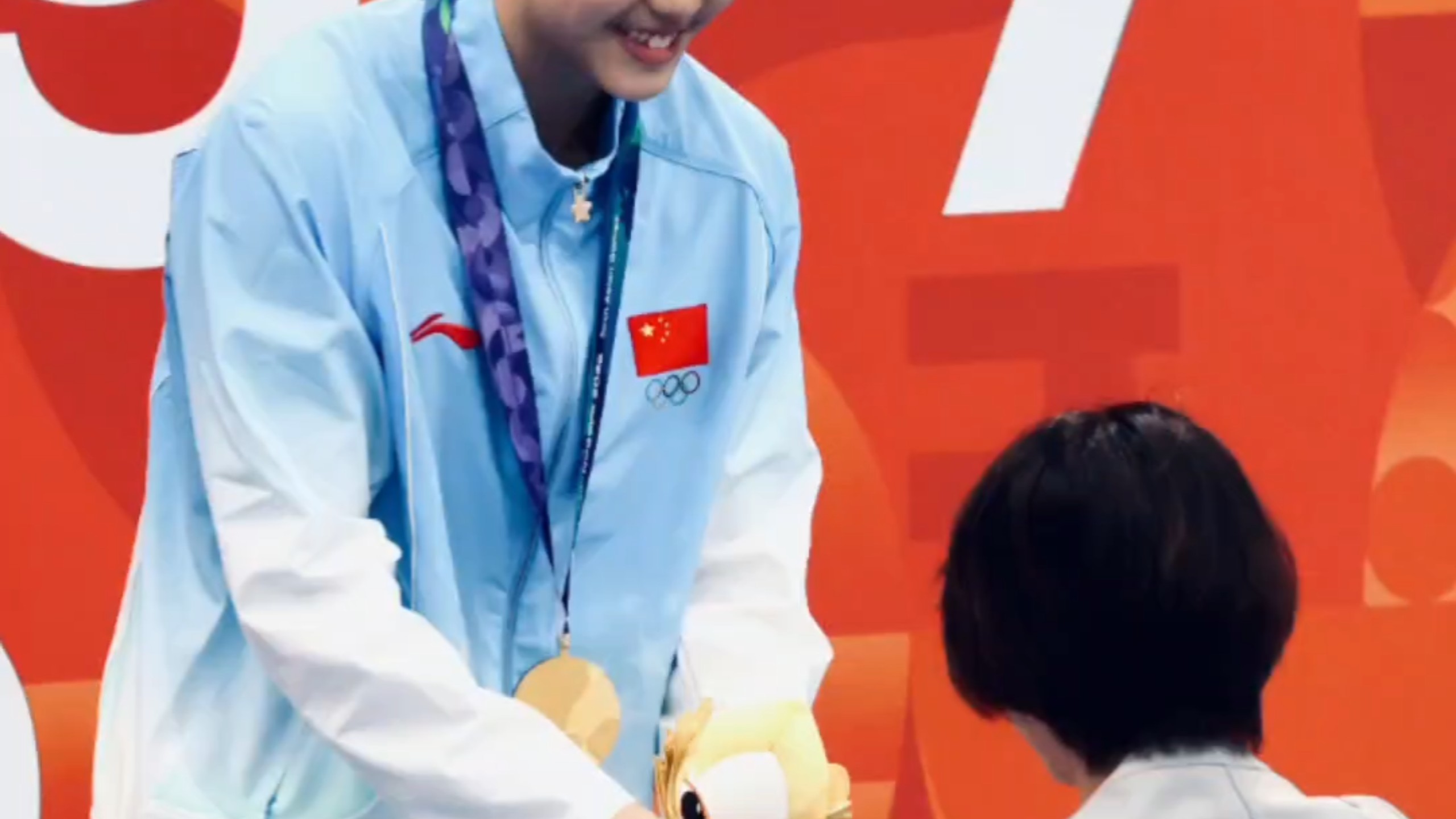 恭喜于子迪！获亚运女运动员MVP，丁宁亲自颁奖，奖金2.5万美金