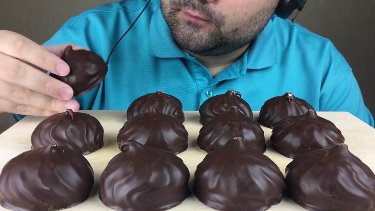 【russian eating咀嚼音】巧克力软糖mukbang