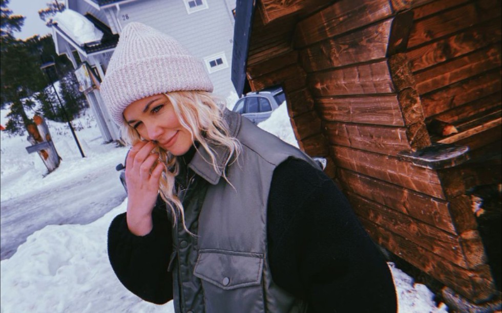 clara mae - anyone (justin bieber cover)_哔哩哔哩 (゜-゜)つロ