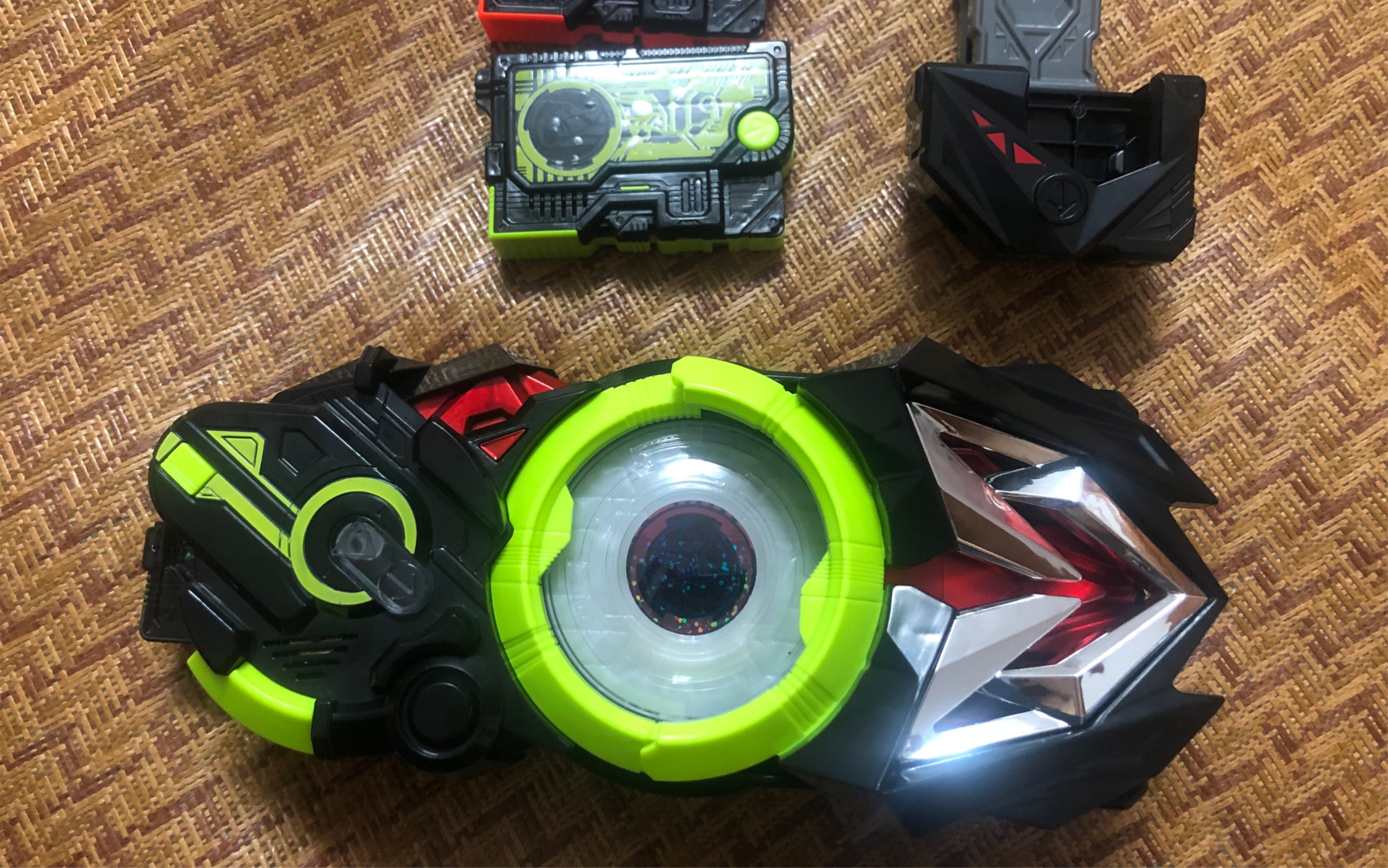 国产01驱动器磁铁安装位置完全拆解等雨停买材料先细节对比也等明天