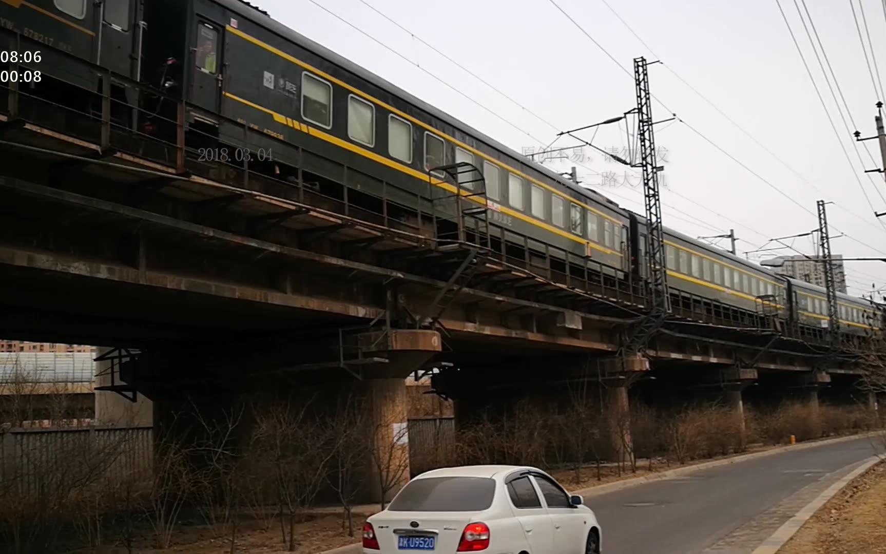 京沪线天津小王庄桥,从天津西站开过来的客列通过大桥_哔哩哔哩 (゜