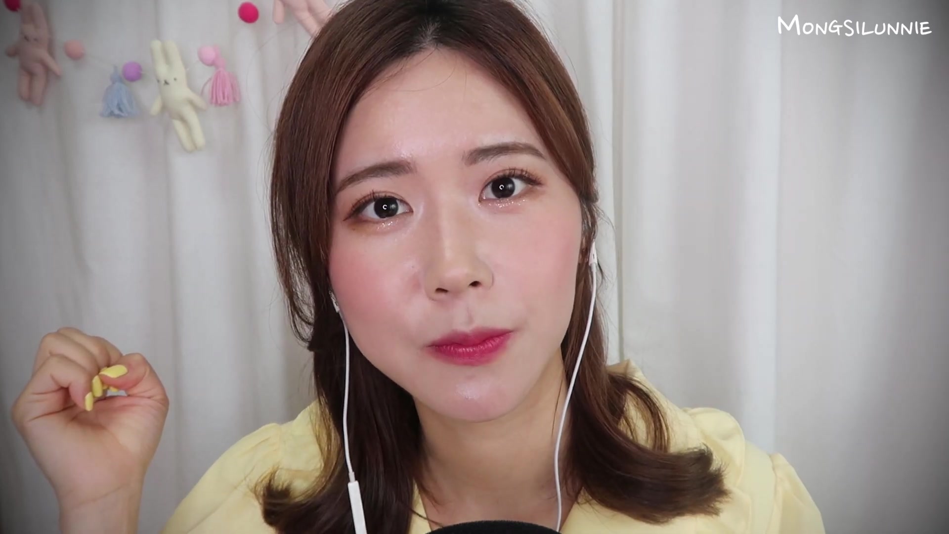 asmr助眠 来小姐姐的化妆店化妆(轻语(角色扮演rp