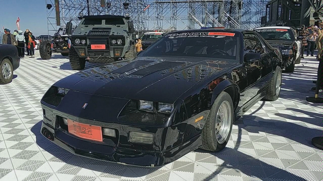 霹雳游侠座驾-阿拉善英雄会2018