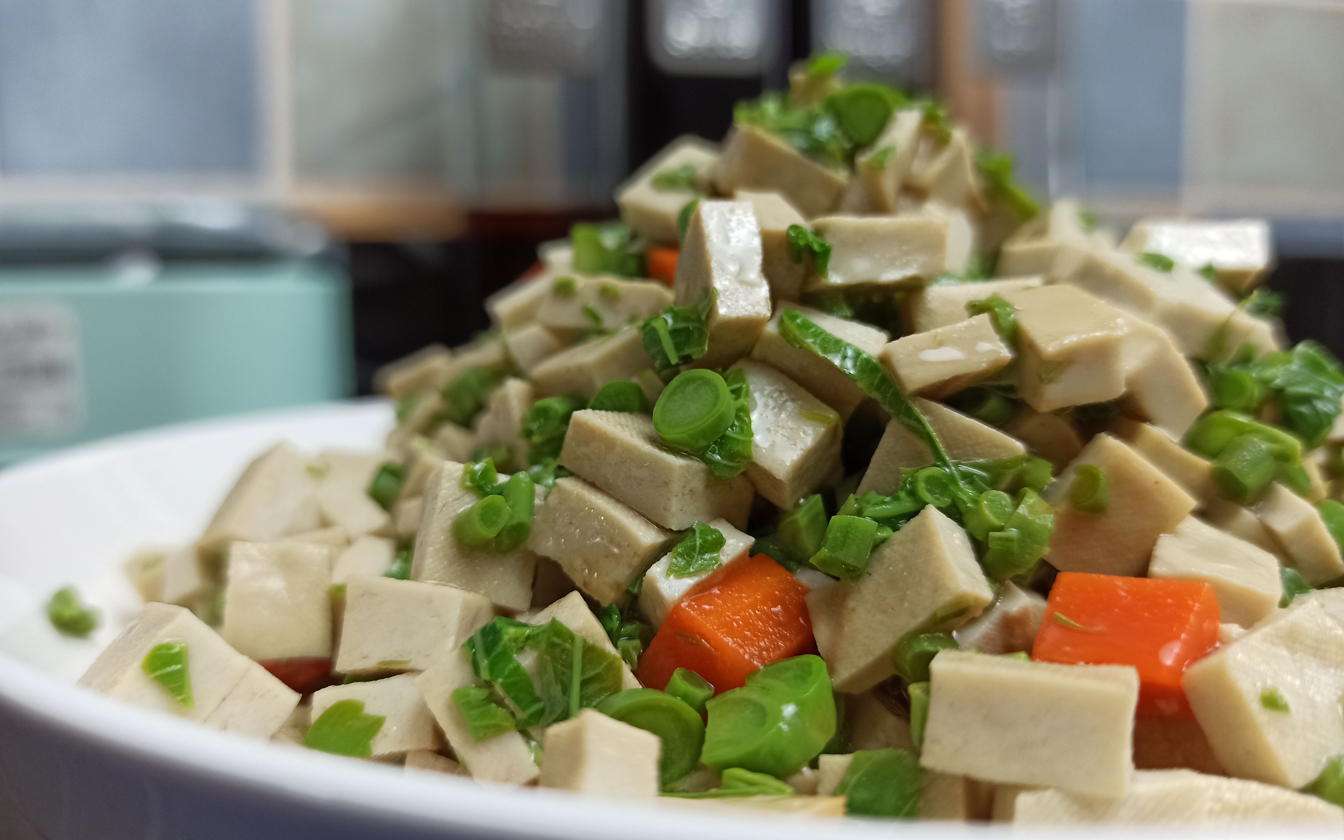 家常香椿豆腐春季当季鲜食 清香爽口下酒小菜首选