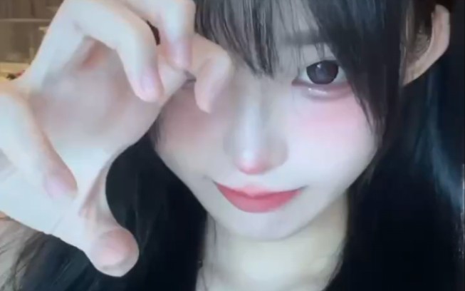 【纯欲朦胧 花瓣杯】性感蕾丝文胸女轻薄不漏点薄杯侧收胸罩内衣-花瓣网