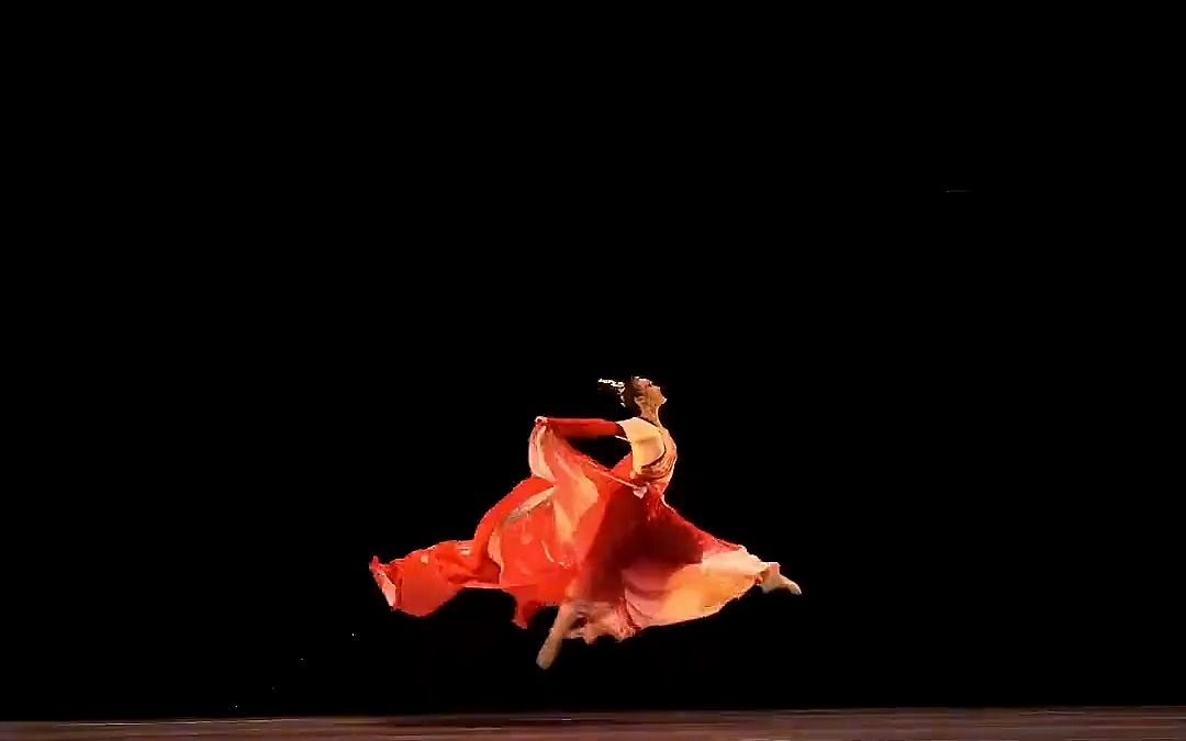 绝美的独舞,说不出来的好看《红艳凝香》#剧目#舞蹈#古典舞#舞蹈剧目