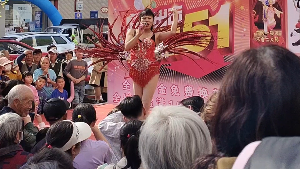 张家口魅力人妖表演,嗨翻全场,惊呆众人!哔哩哔哩bilibili