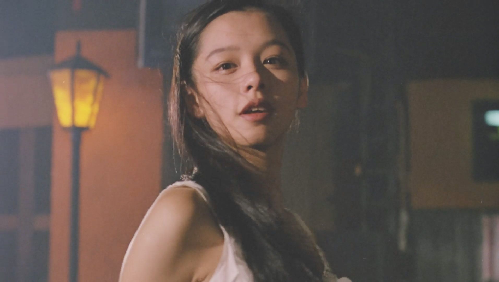 [图]为艺术献身的女星——Vivian Hsu