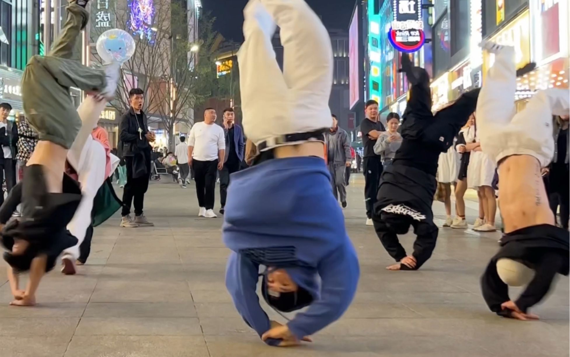 炫酷街舞 这也太秀了吧