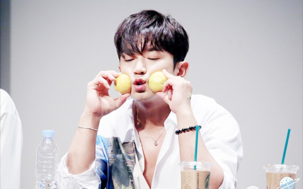 [shinhwa]可萌可撩的李玟雨,生日快乐_哔哩哔哩_bilibili