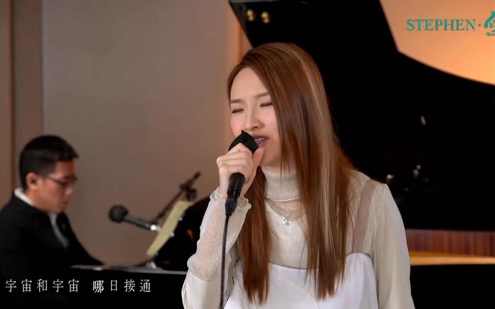 [图]【音樂現場】 林欣彤 Mag Lam 現場Live 純歌曲精選 --- 次元壁+一千零一次人生+忍+失戀的人站起來+海闊天空+春夏秋冬