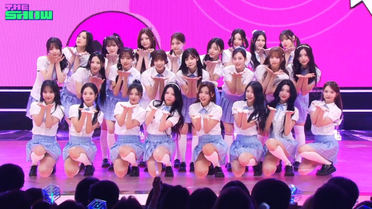 [图]【tripleS】24人同台240514 The Show打歌Girls never die+Non Scale舞台！