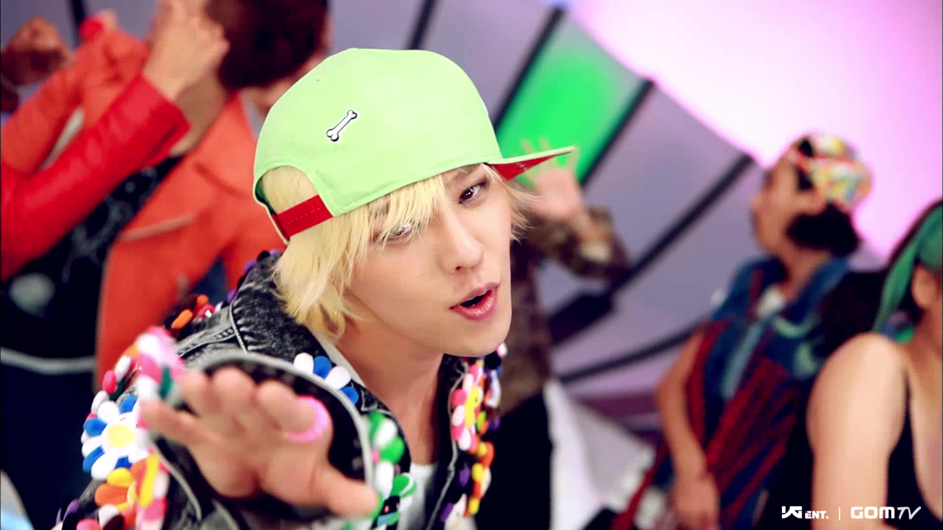 韩国男歌手权志龙gdragonbreathemv