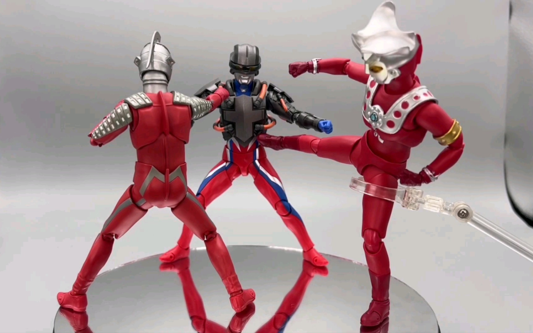 h.figuarts繫列之拘束甲齒輪99傑洛(超人力霸王傑洛)