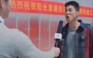 Скачать видео: 哈哈哈哈哈哈哈史上最可爱的吵架！四六级之争！挂科之争！